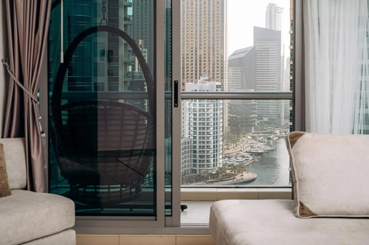 Space 1Br In Marina For 6 People Dubai Apartment