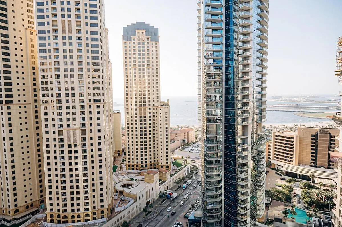 Apartment Space 1Br In Marina For 6 People Dubai