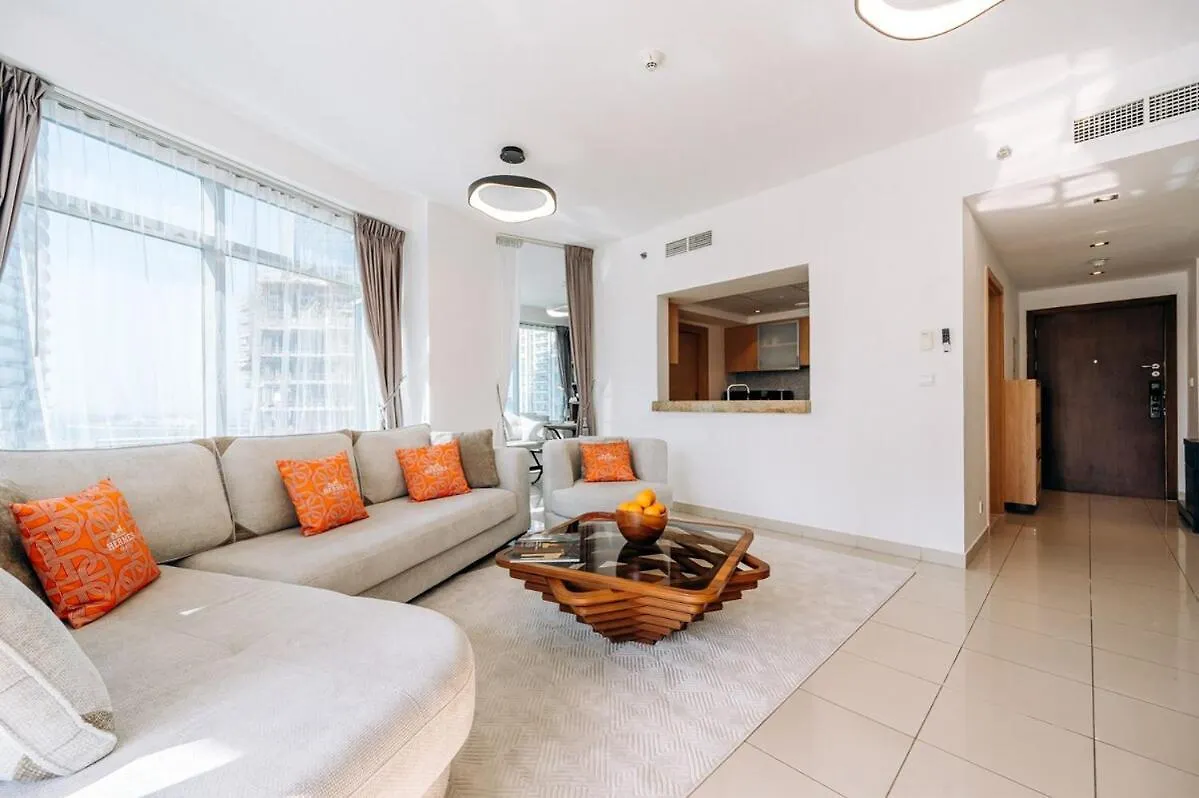 Space 1Br In Marina For 6 People Dubai Apartment