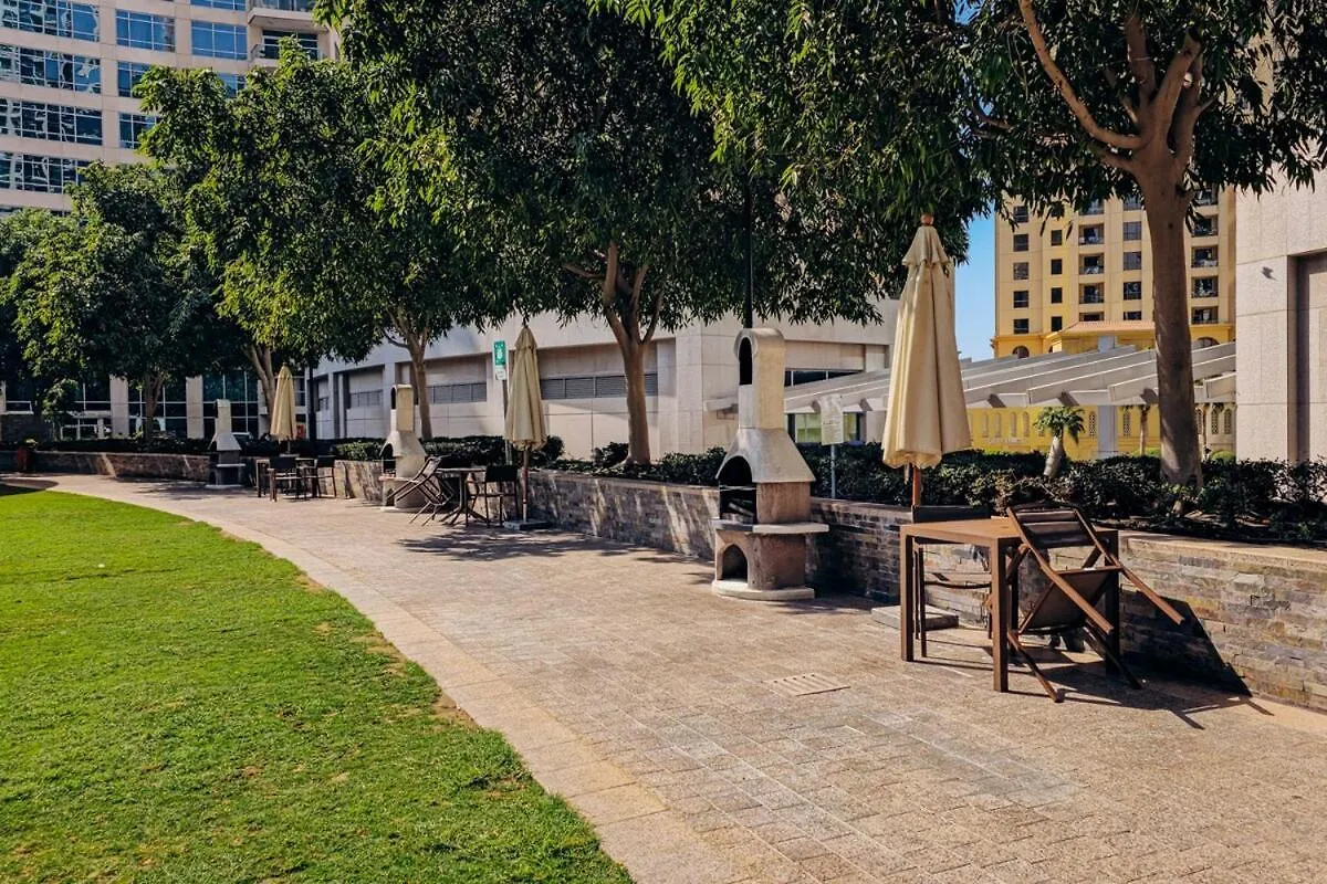 Space 1Br In Marina For 6 People Dubai United Arab Emirates